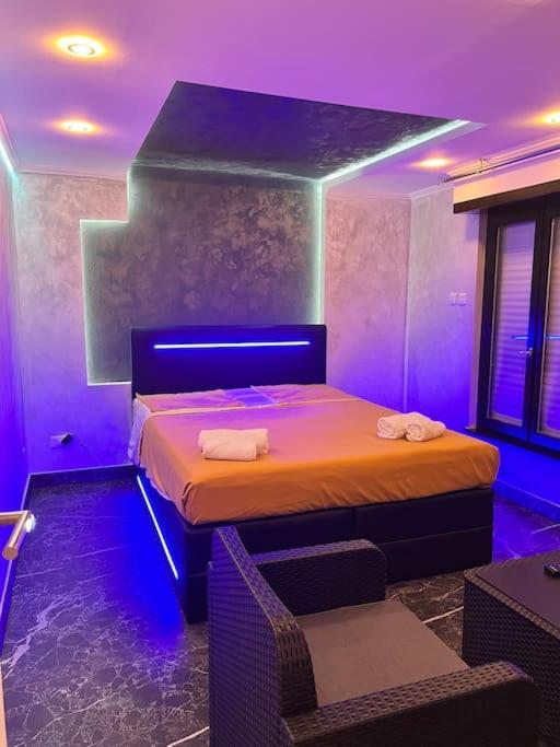 Appart Hotel Avec Sauna, Jacuzzi, Strasburgo Esterno foto